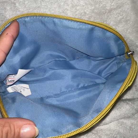 Baggallini cosmetics case in mustard yellow - Picture 5 of 8